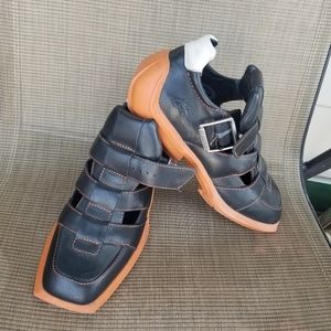 Fluevog men's future angels size 7